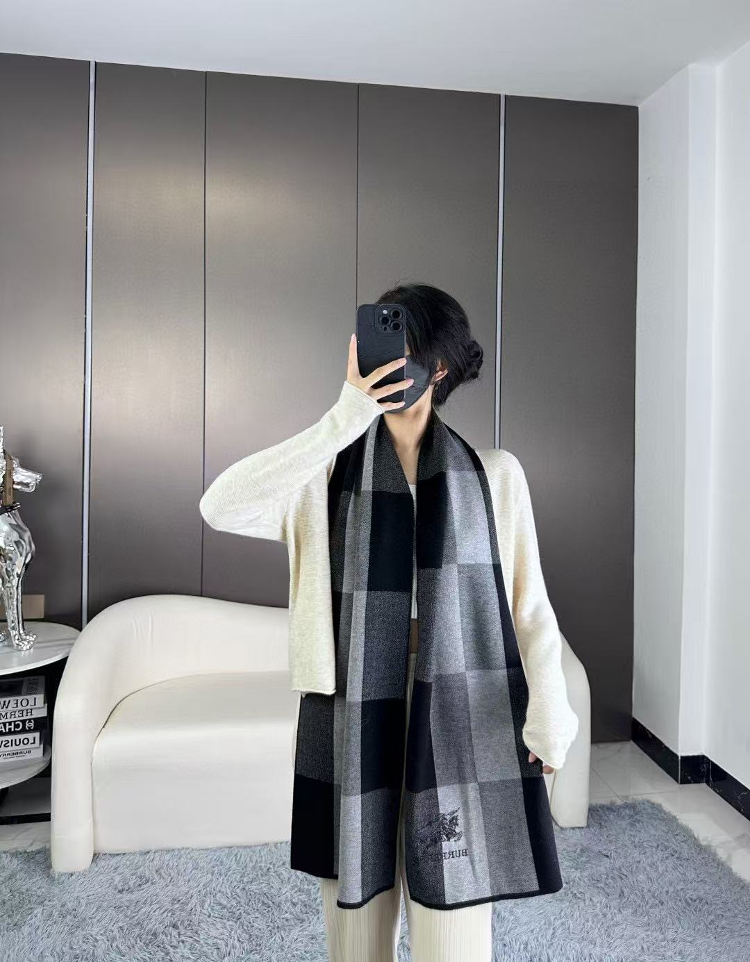 Burberry爆款上新 高端男士围巾👍【经典战马格纹】独家牛货🐂 具有超高羊绒品质才会被此品牌青睐‼️