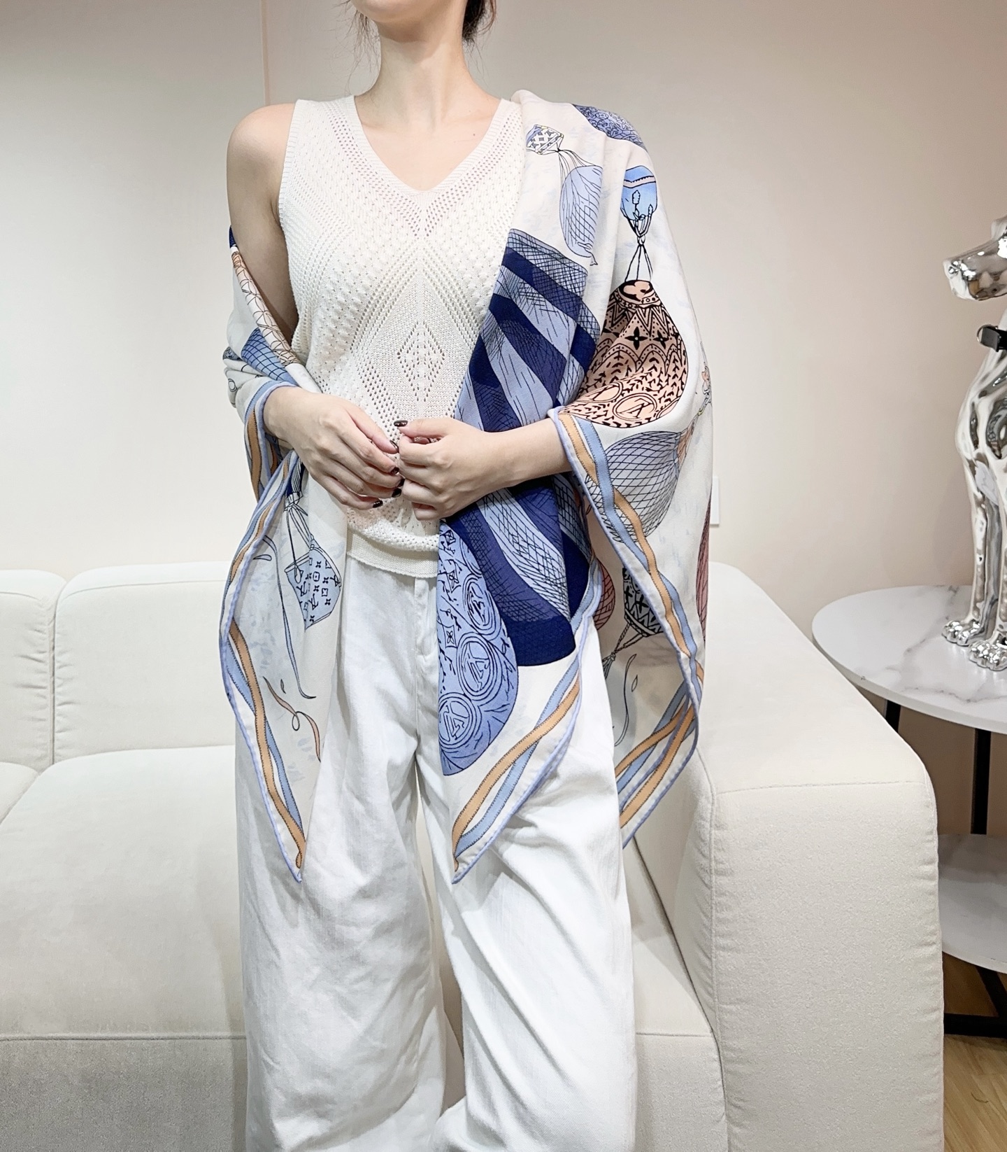 上新💓2025春款上新LV驴家专柜最新款巜土耳其热气球》😘💍实物真心美 🎀披肩配以印花💓💃🏻无论设计喷绘