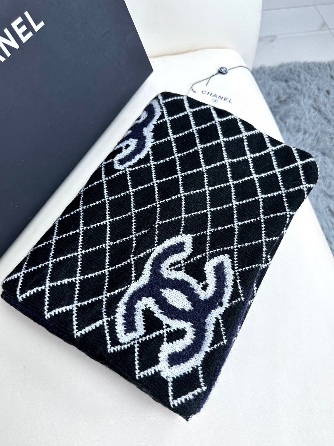 。高版本 对版颜色 黑长卡其灰来咯🥰🥰看细节颜色一看到达人在晒这条24年秋冬最新款Chanel 就马上打