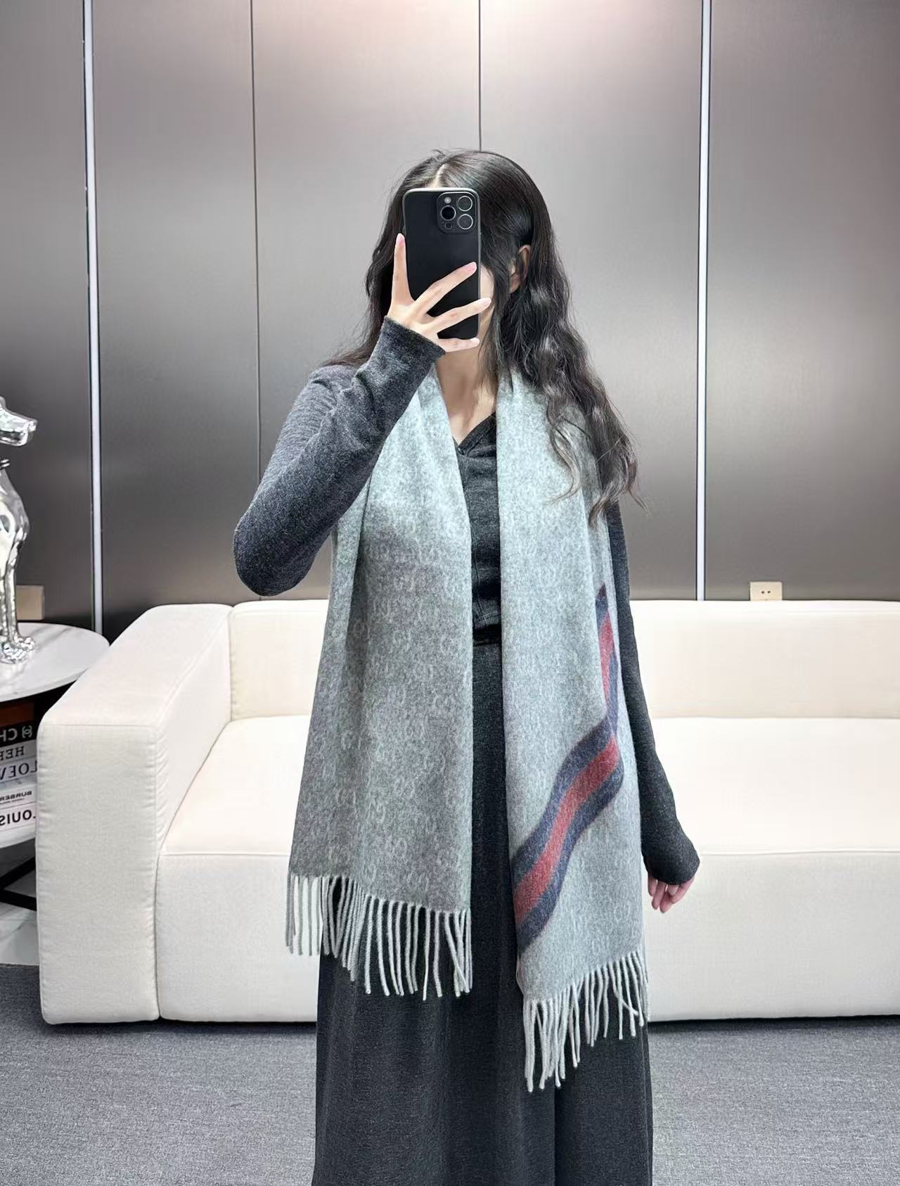 𝐆𝐮𝐜𝐜𝐢 ·新款《男士双G提花》Size：37x190cm 材质100% 美丽奴baby羊毛时尚双G提