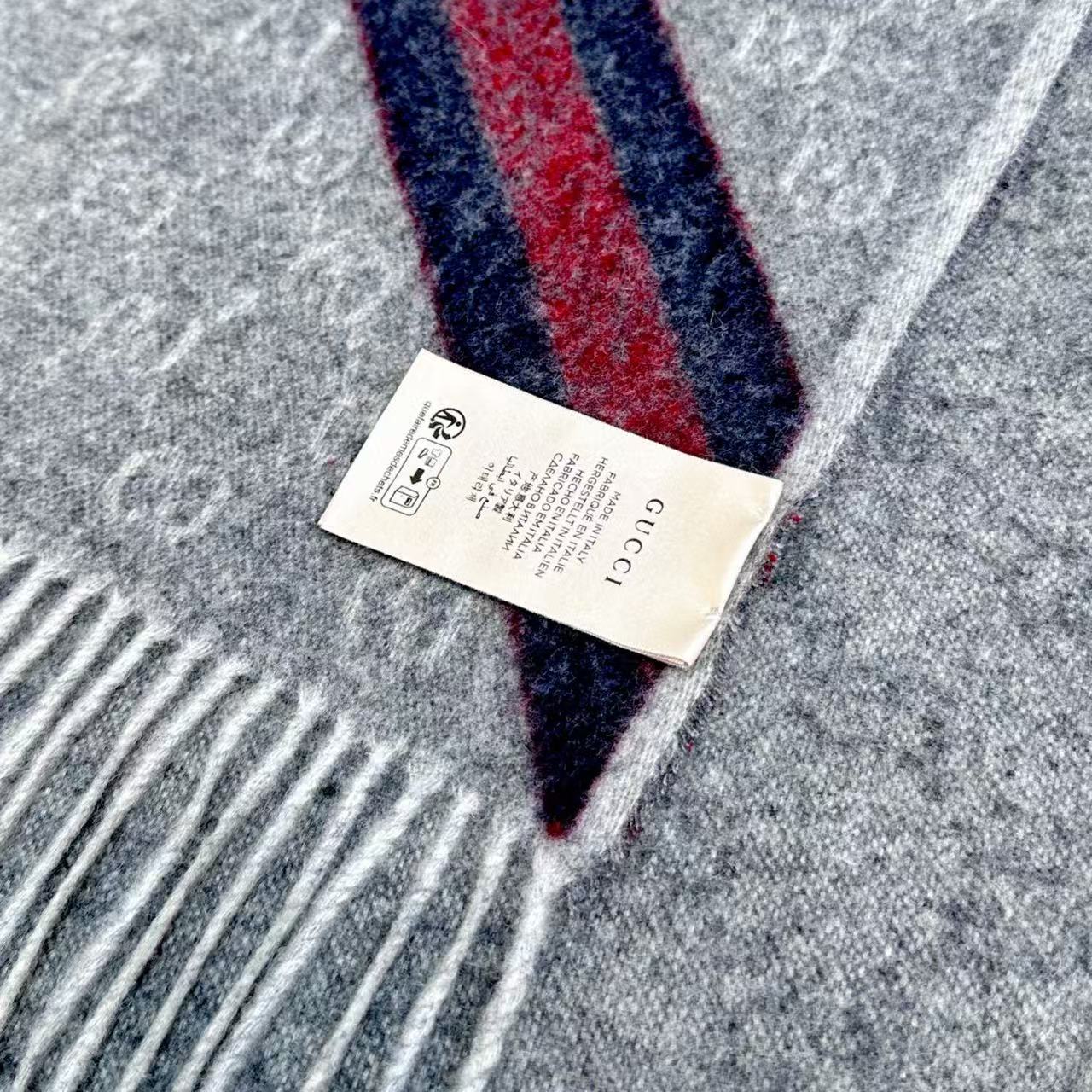 𝐆𝐮𝐜𝐜𝐢 ·新款《男士双G提花》Size：37x190cm 材质100% 美丽奴baby羊毛时尚双G提