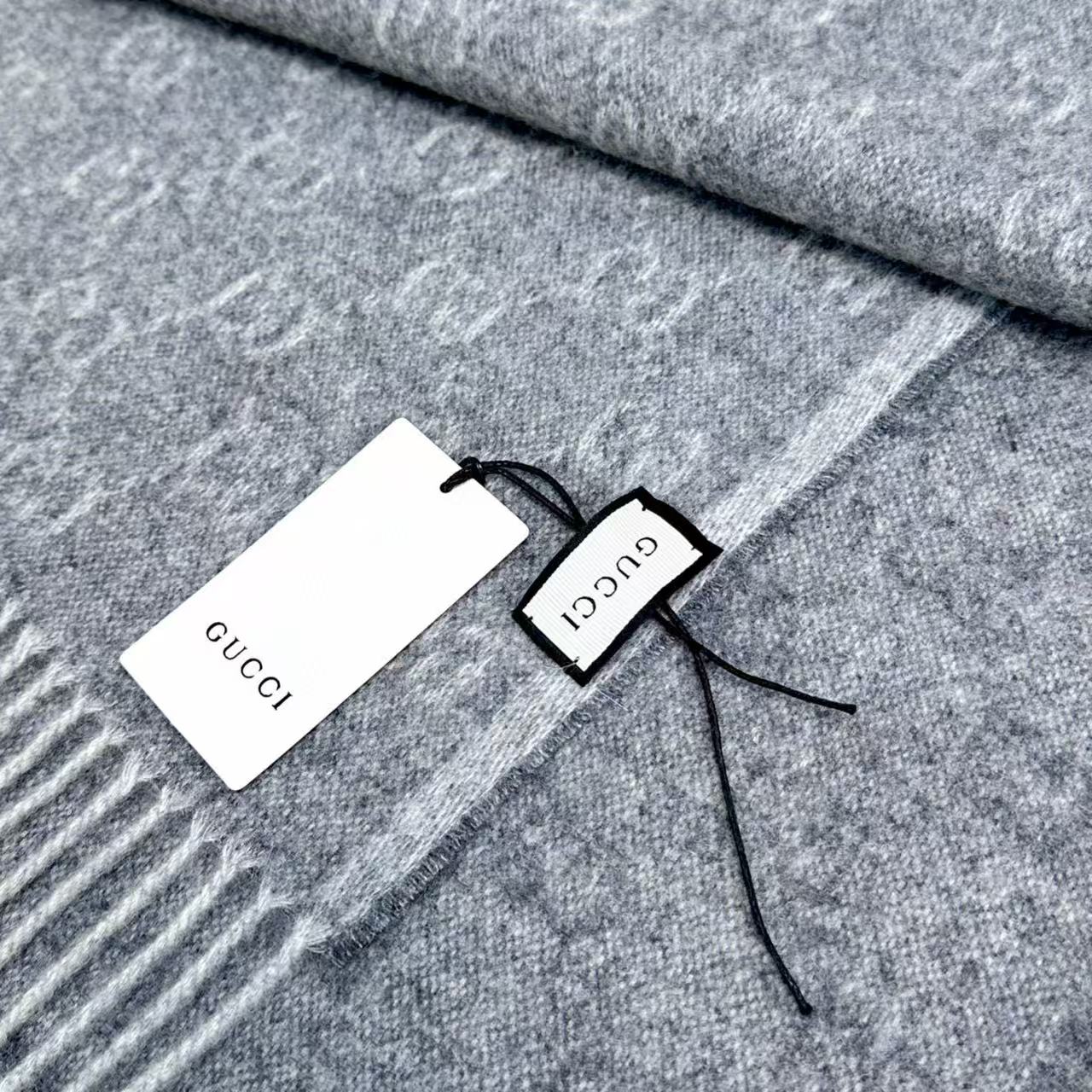 𝐆𝐮𝐜𝐜𝐢 ·新款《男士双G提花》Size：37x190cm 材质100% 美丽奴baby羊毛时尚双G提