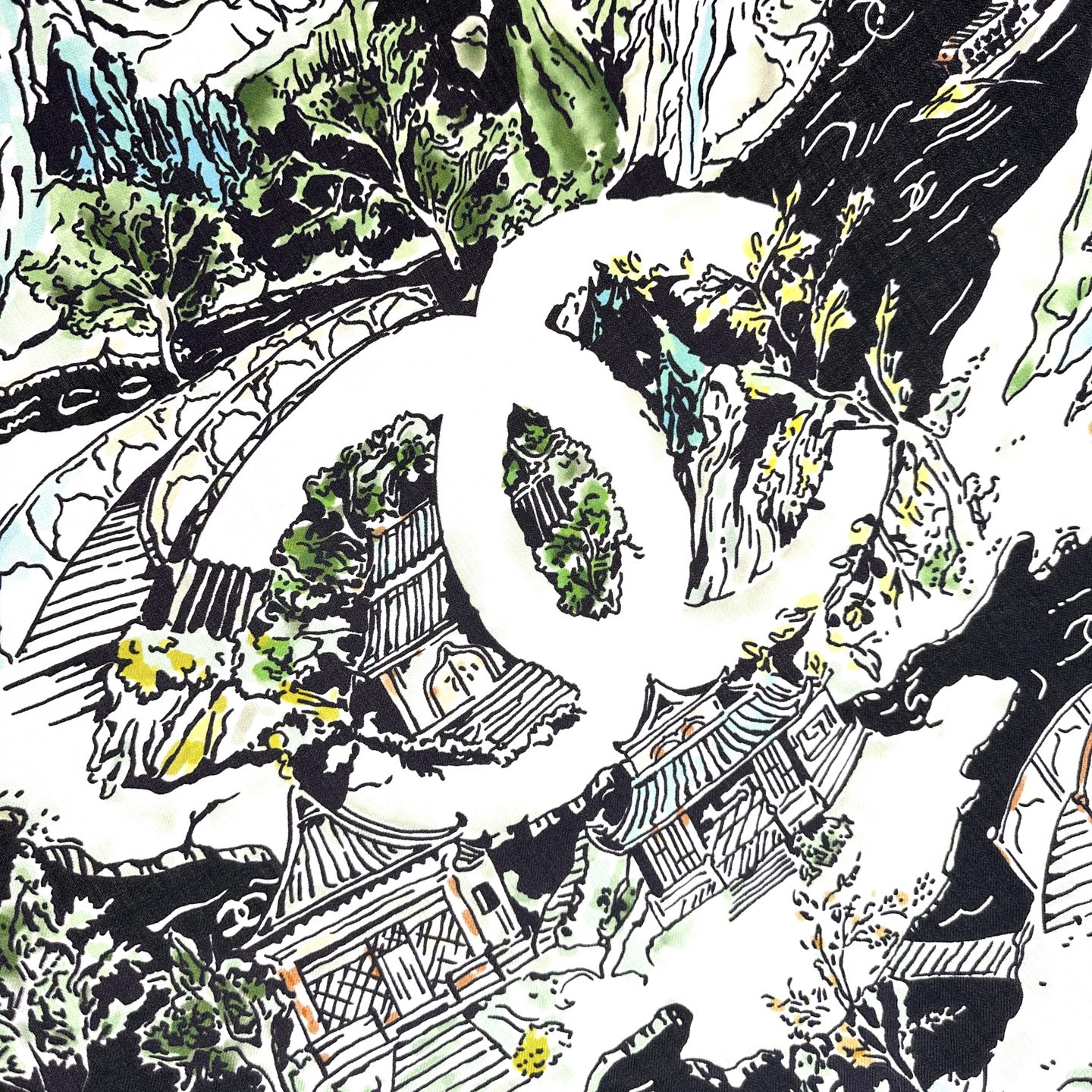 香奈儿上新❤️【Chanel】 经典茶花优雅Coco风，Chanel最新丝绒大方巾~气质到骨子里，香奶奶