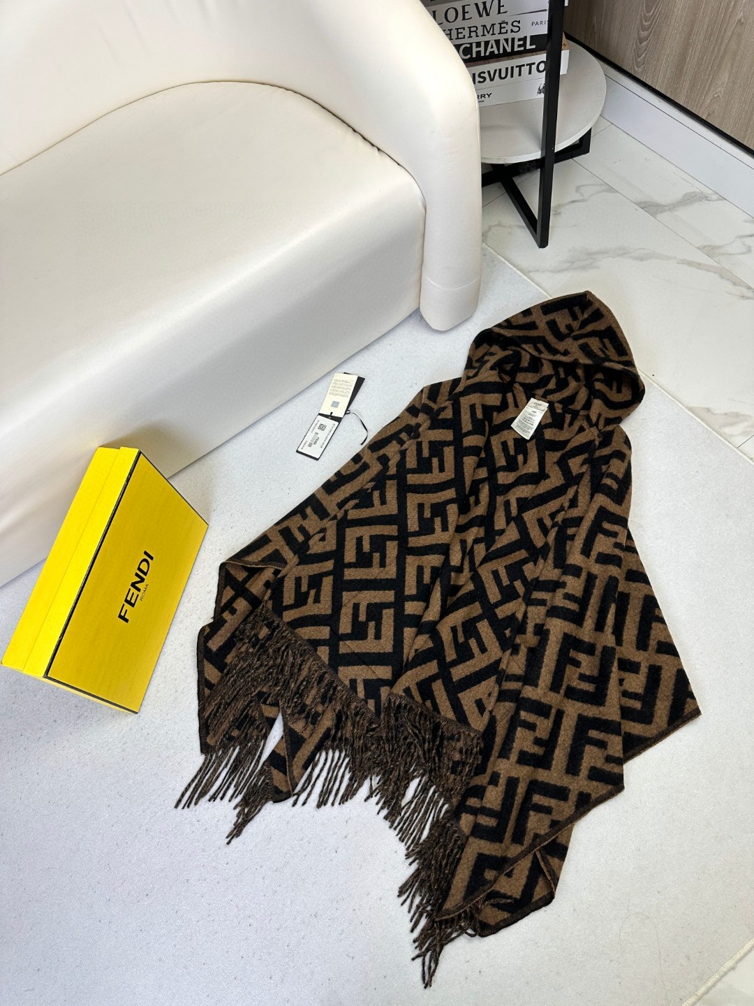 Fendi Haute Couture Silk Twill Scarf Shawl Ref.0B32CEF4 5