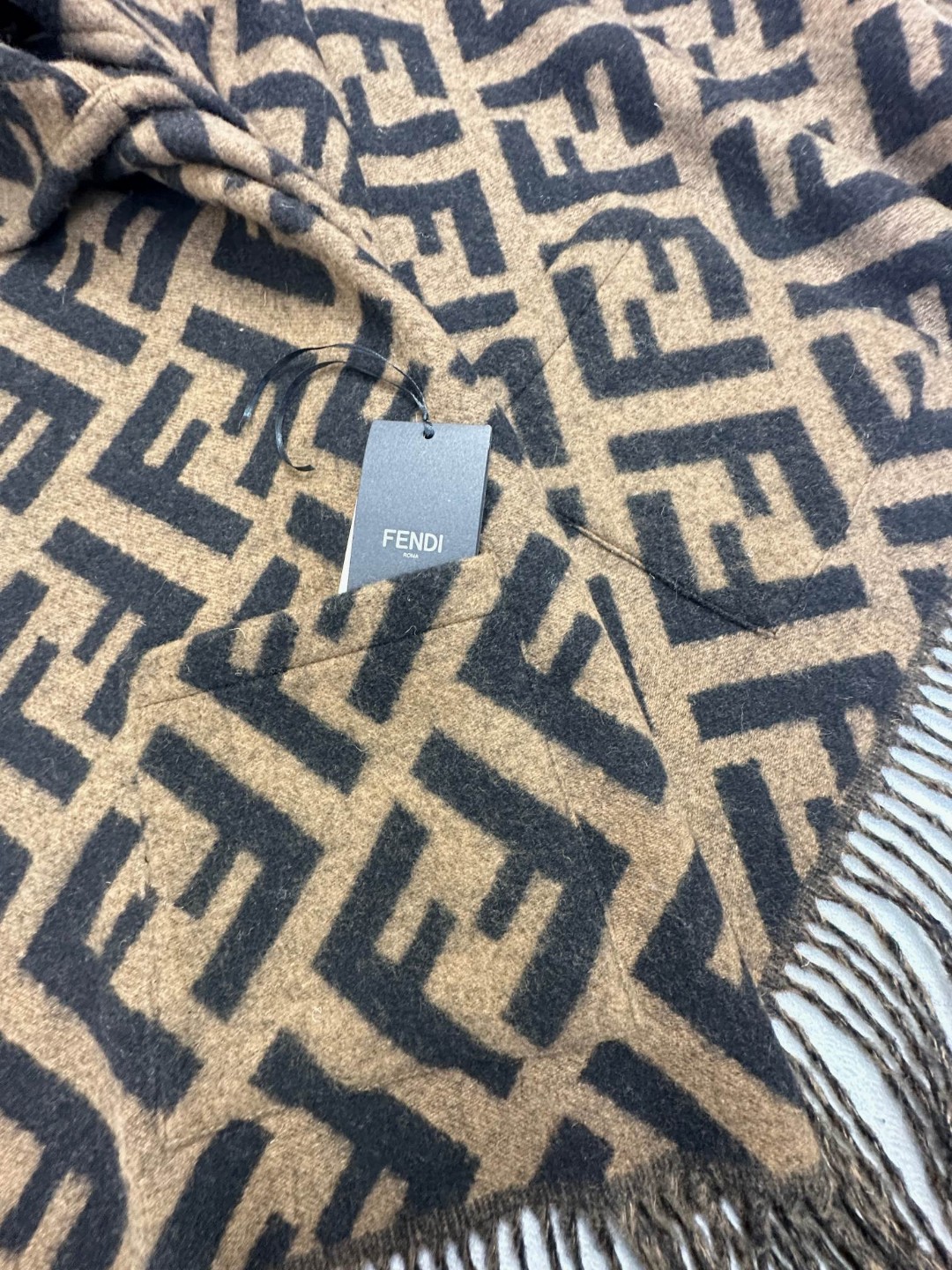 Fendi Haute Couture Silk Twill Scarf Shawl Ref.0B32CEF4 8