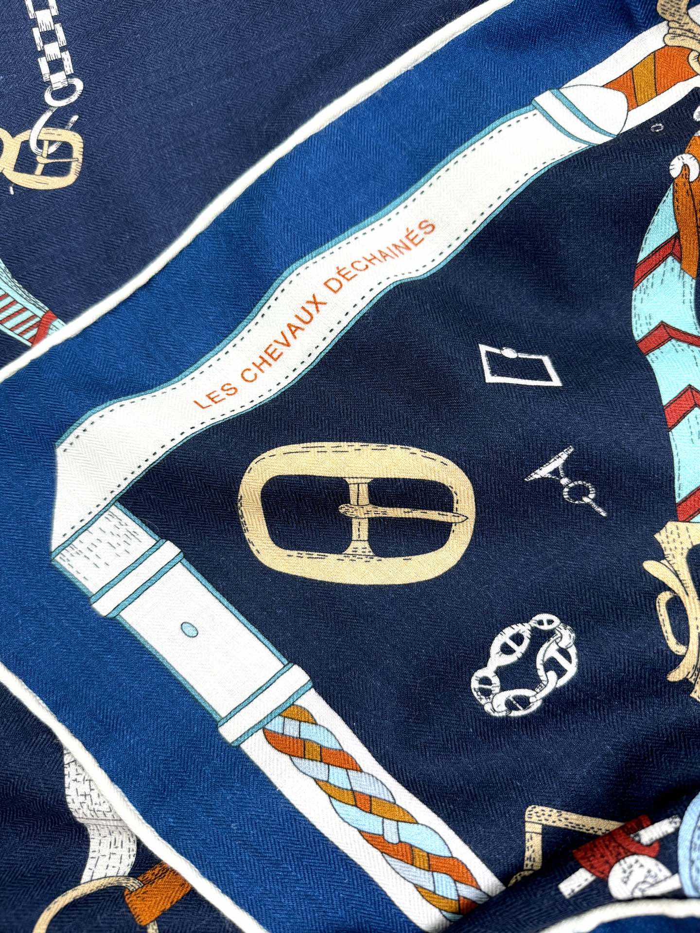 2025年专柜同步 最新款Hermes【双面同色】【跃动的马儿 140】‼️顶级丝羊绒工艺超值‼️爱马仕