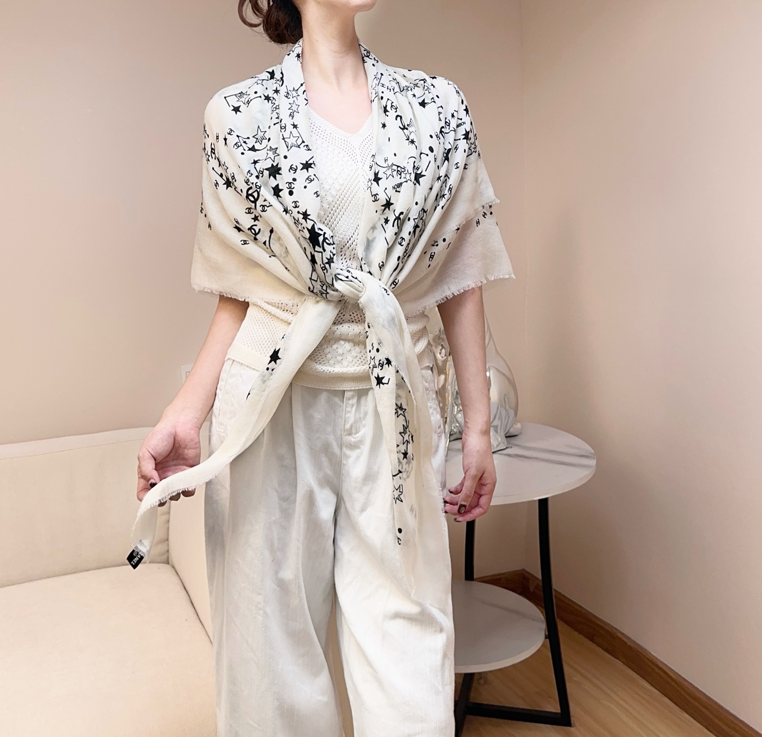 Chanel 𝑪𝒉𝒂𝒏𝒆𝒍 • 25𝑪《星星物语》方巾