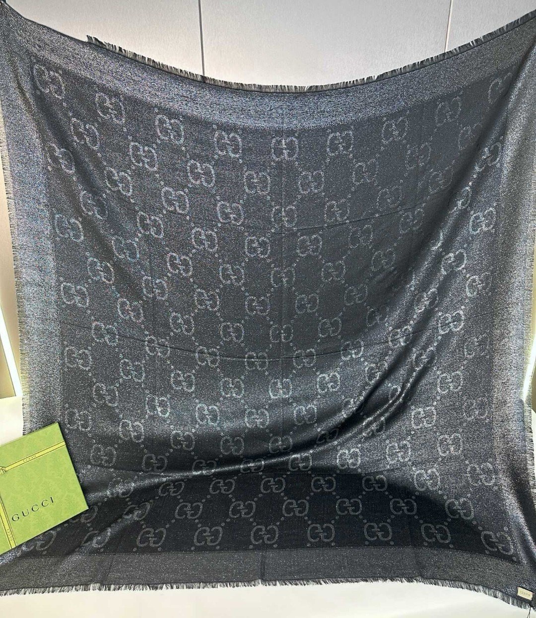 💕G家【GG金线提花披肩140】方巾，璀璨至极，女神必备的，实物真的美得太闪耀了，品质极好‼️款式经典，