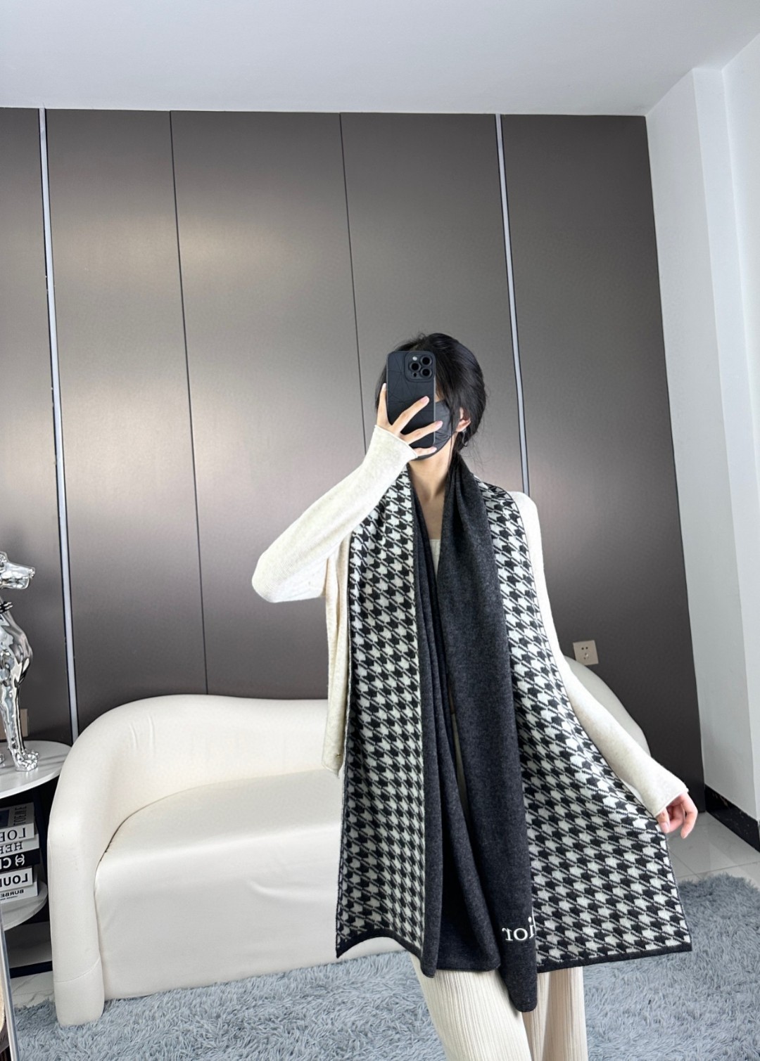 上新！2025年D家今年的热卖款围巾！羊绒针织围巾，Dior限量款，必入！！！免代购！限量的秀场千鸟格以