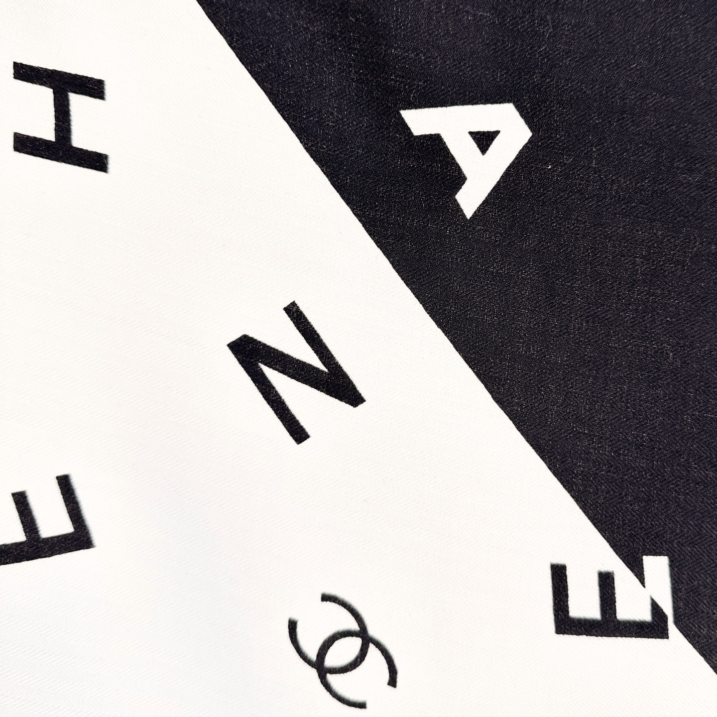 💟新品上新🌈Chanel 25年秋冬新品丝绒 Chanel 25s秋【140顶级丝毛双面同色披肩】 秋冬