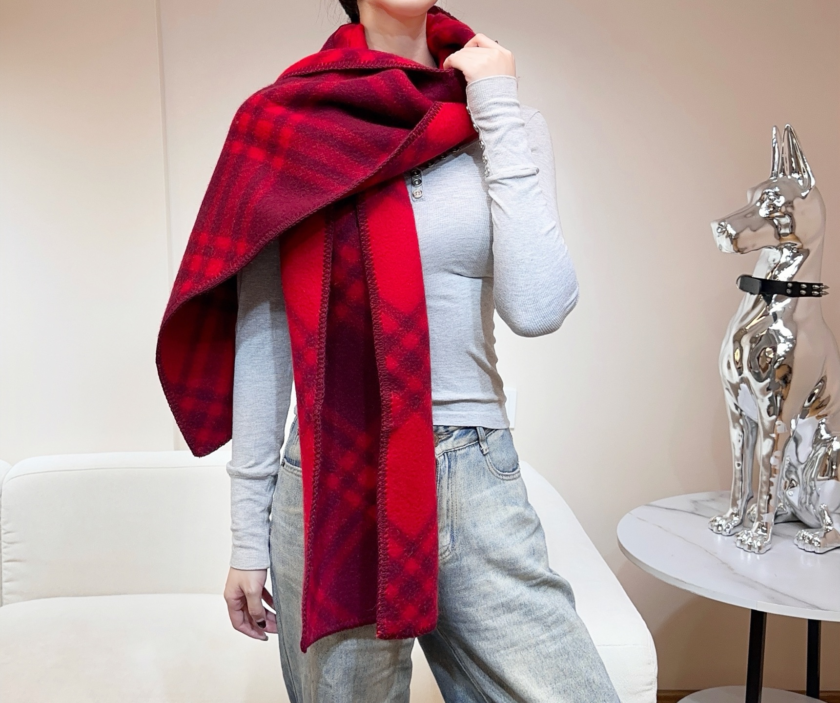 Burberry 𝐁𝐮𝐫𝐛𝐞𝐫𝐫𝐲 • 2025格纹连帽围巾