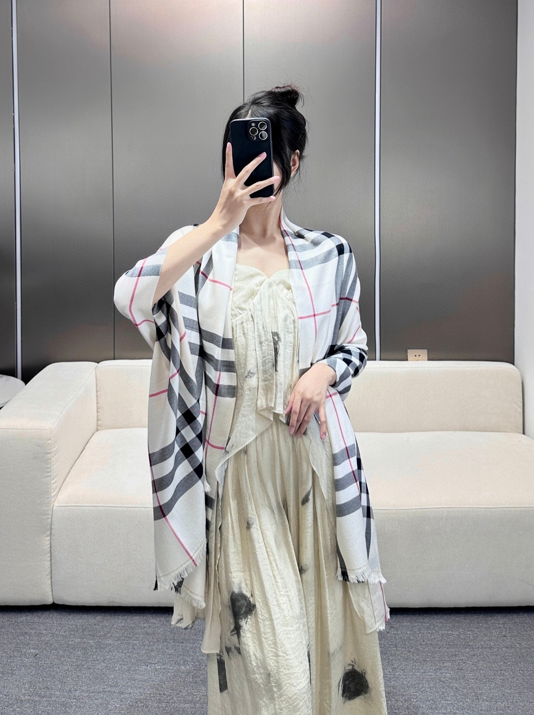 巴宝莉正装系列货 专供旗舰店的viP 💍💍💍顶级苏格兰进口山羊绒 🎆无比的高贵优雅 知性的款式 🎀简洁大