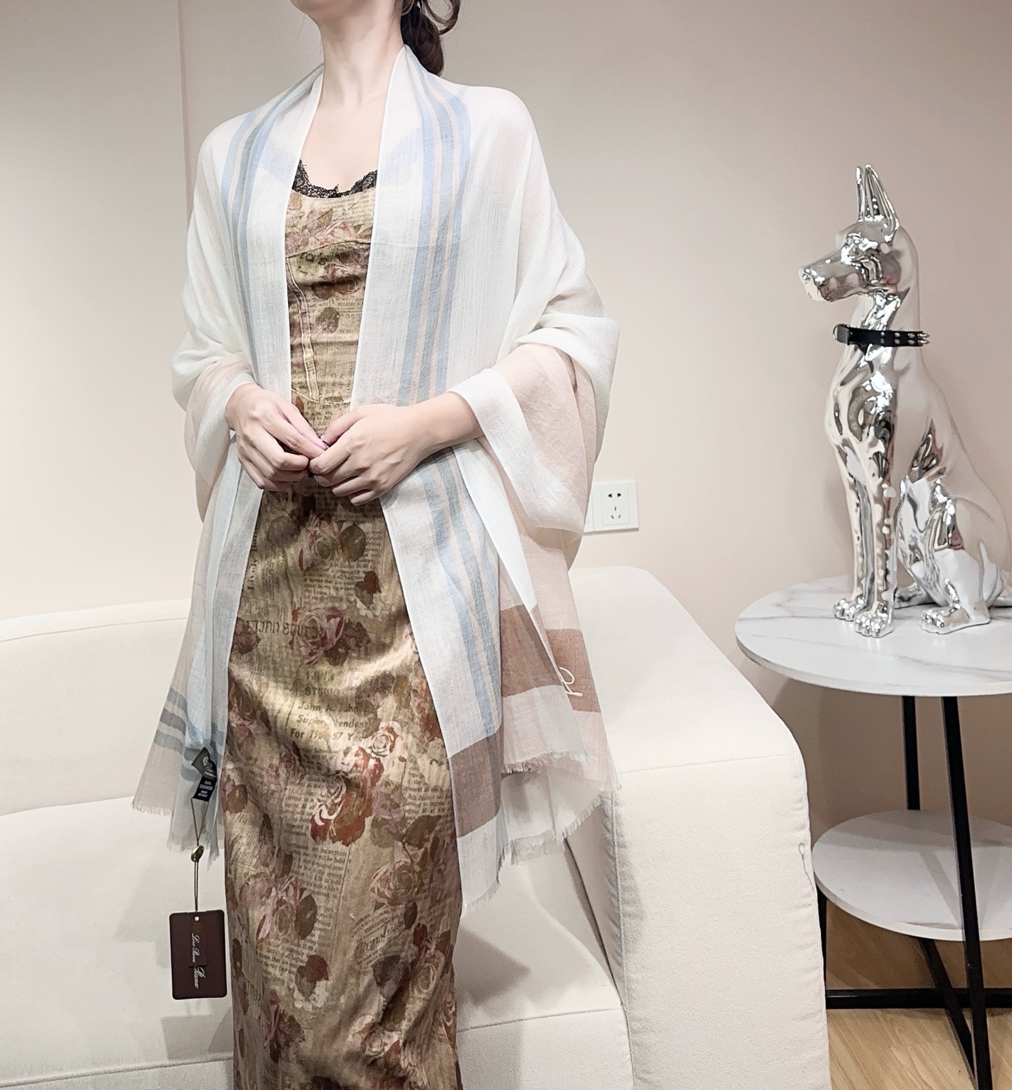 💃💃LP极品原单【LP轻盈格纹长巾】‼️♨️高尖端产物⚠️重磅呈现 ，绝无仅有 史无前例 100%纯山羊