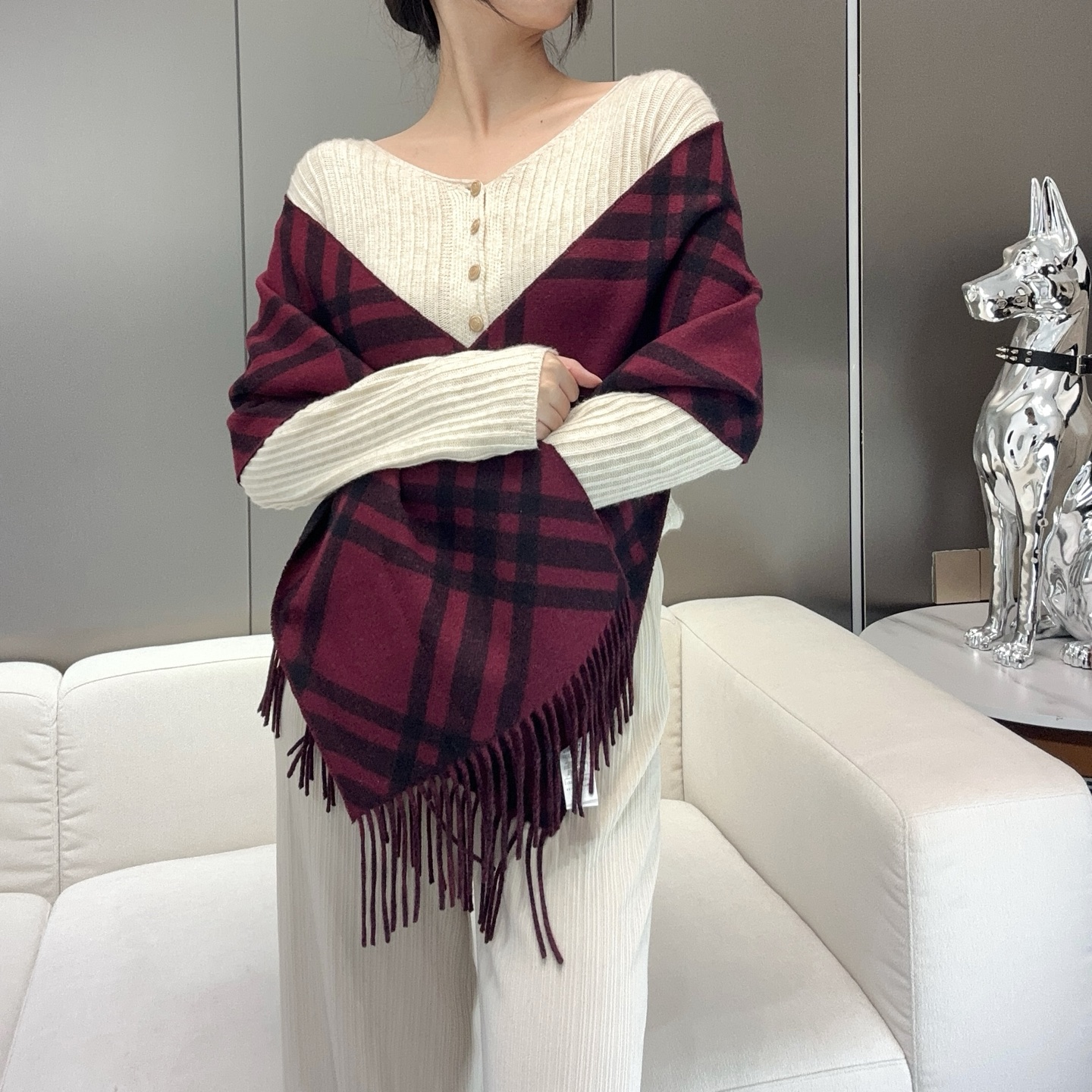 2026怒推走量新款🎊巴宝莉官网最新款💥 100%顶级双面山羊绒材质。非常保暖👑 柔软亲肤，不扎脖😍经典