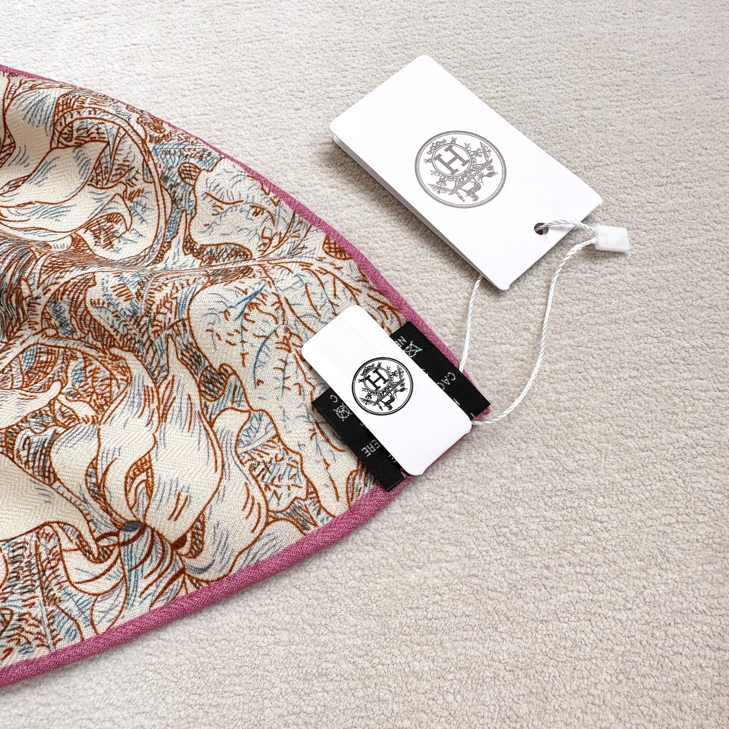 【双面同色 丝毛款】羊绒新款 买了都说好看‼️推荐💕【巴勒莫植物园 140】羊绒方巾‼️H家ZG爆款🎁💟