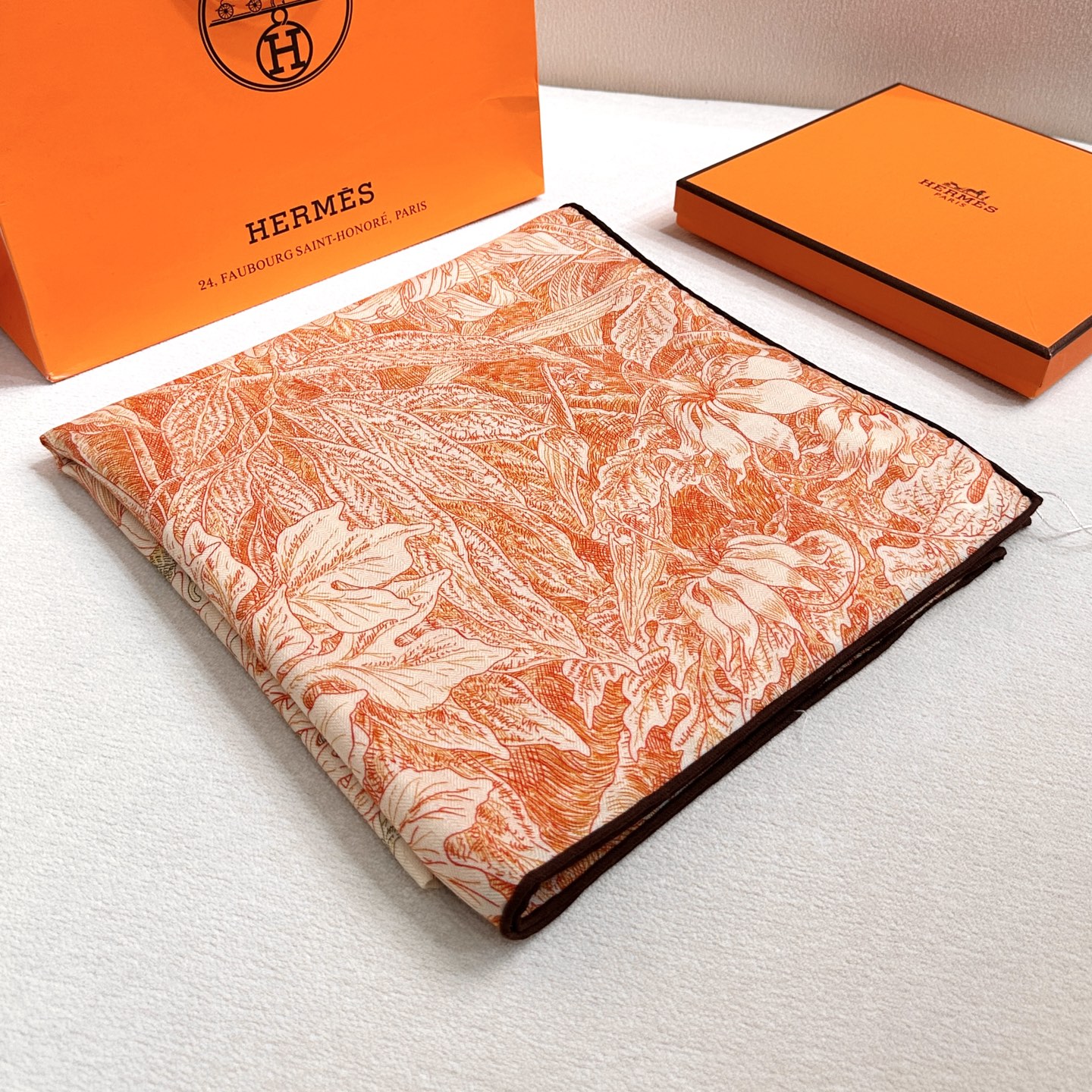 【双面同色 丝毛款】羊绒新款 买了都说好看‼️推荐💕【巴勒莫植物园 140】羊绒方巾‼️H家ZG爆款🎁💟