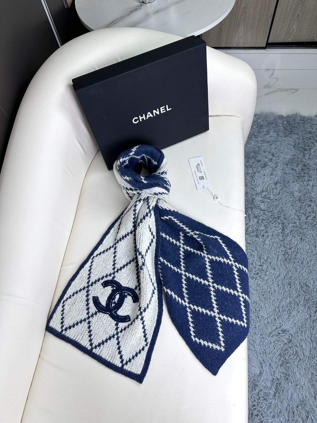 上新！🌾爆款到货！香奈儿Chanel秋冬超软糯围巾|||🧣这条香奈儿秋冬围巾 一定要提前入！不然等到秋冬