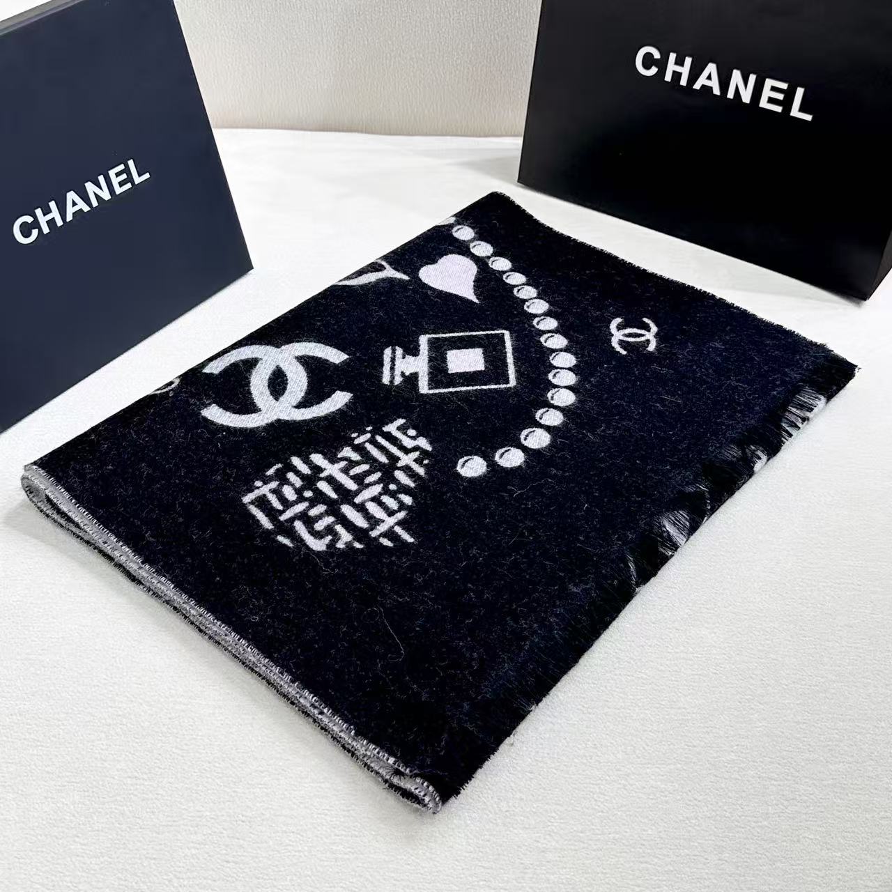 🆕Chanel 25B珍珠coco50*200cm.100%山羊绒精选顶级山羊绒/绵羊毛/桑蚕丝，融合精