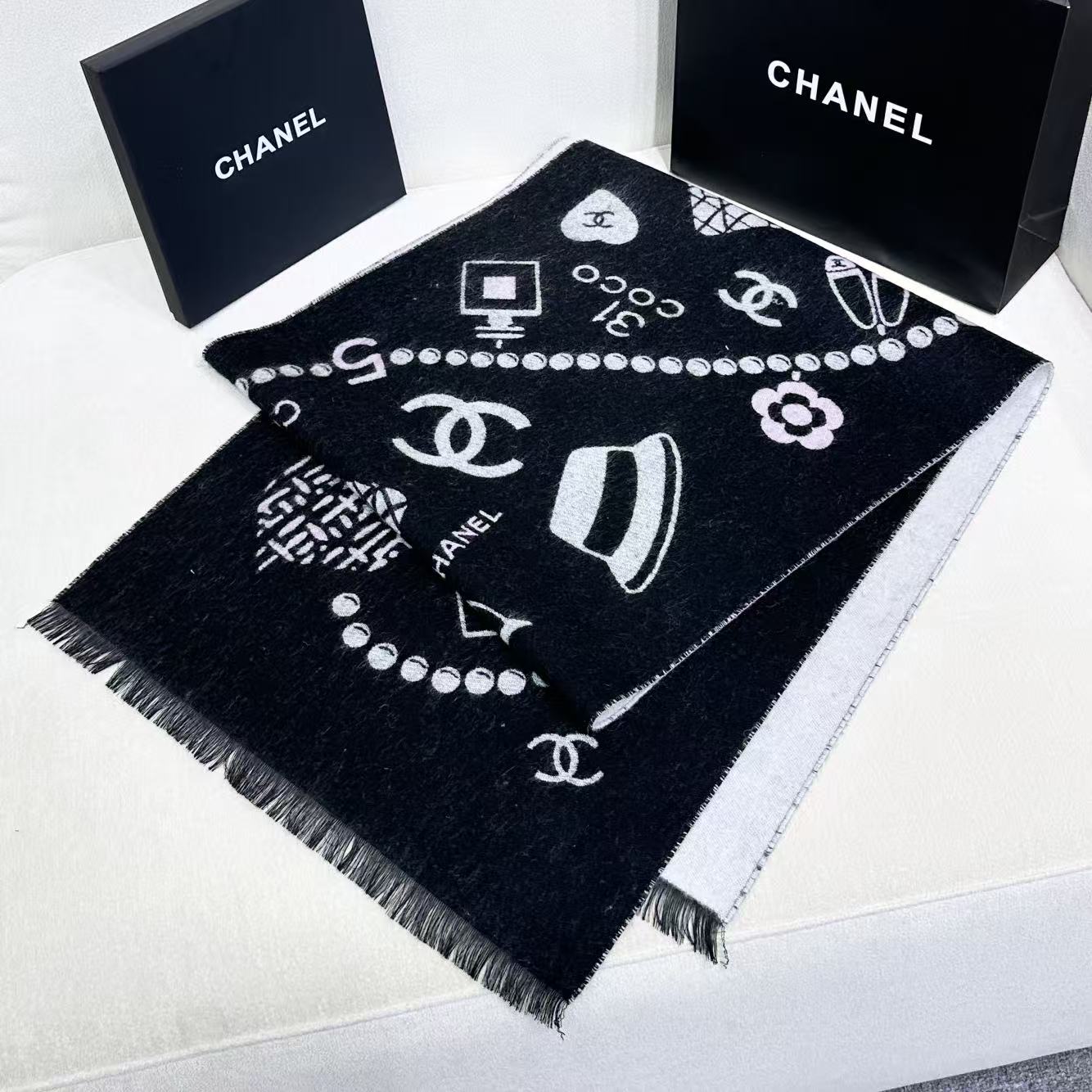 🆕Chanel 25B珍珠coco50*200cm.100%山羊绒精选顶级山羊绒/绵羊毛/桑蚕丝，融合精