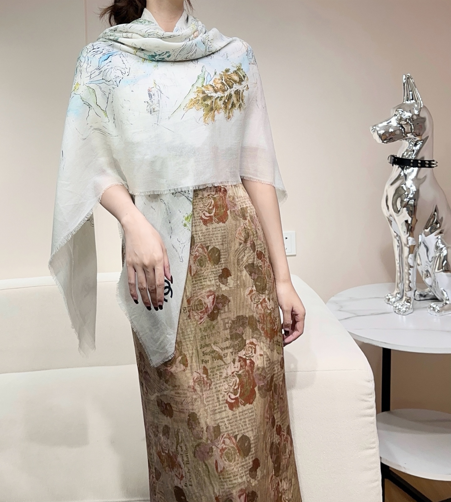 CHANEL 塔尖的单品 ，25秋冬高级手工坊系列作品梦幻而极具电影感，灵感来自嘉柏丽尔·香奈儿收藏的中