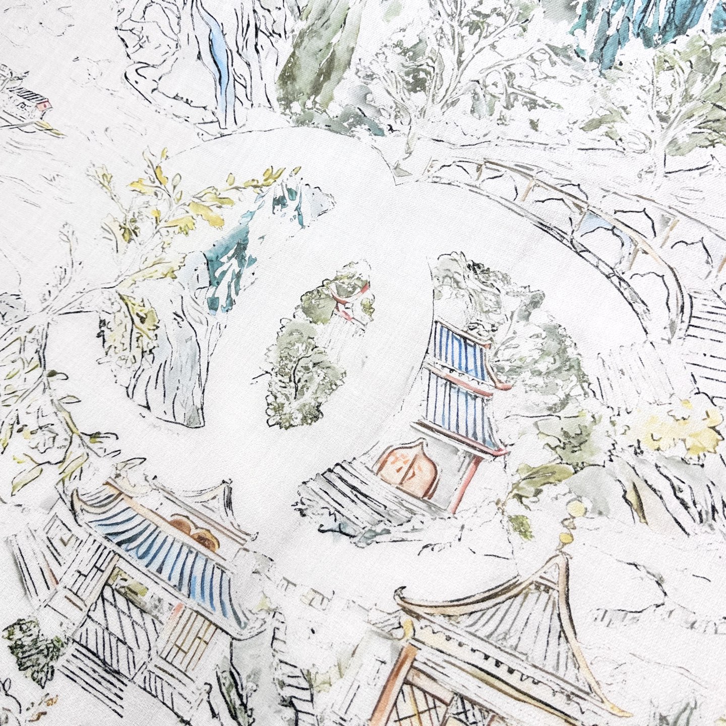 CHANEL 塔尖的单品 ，25秋冬高级手工坊系列作品梦幻而极具电影感，灵感来自嘉柏丽尔·香奈儿收藏的中