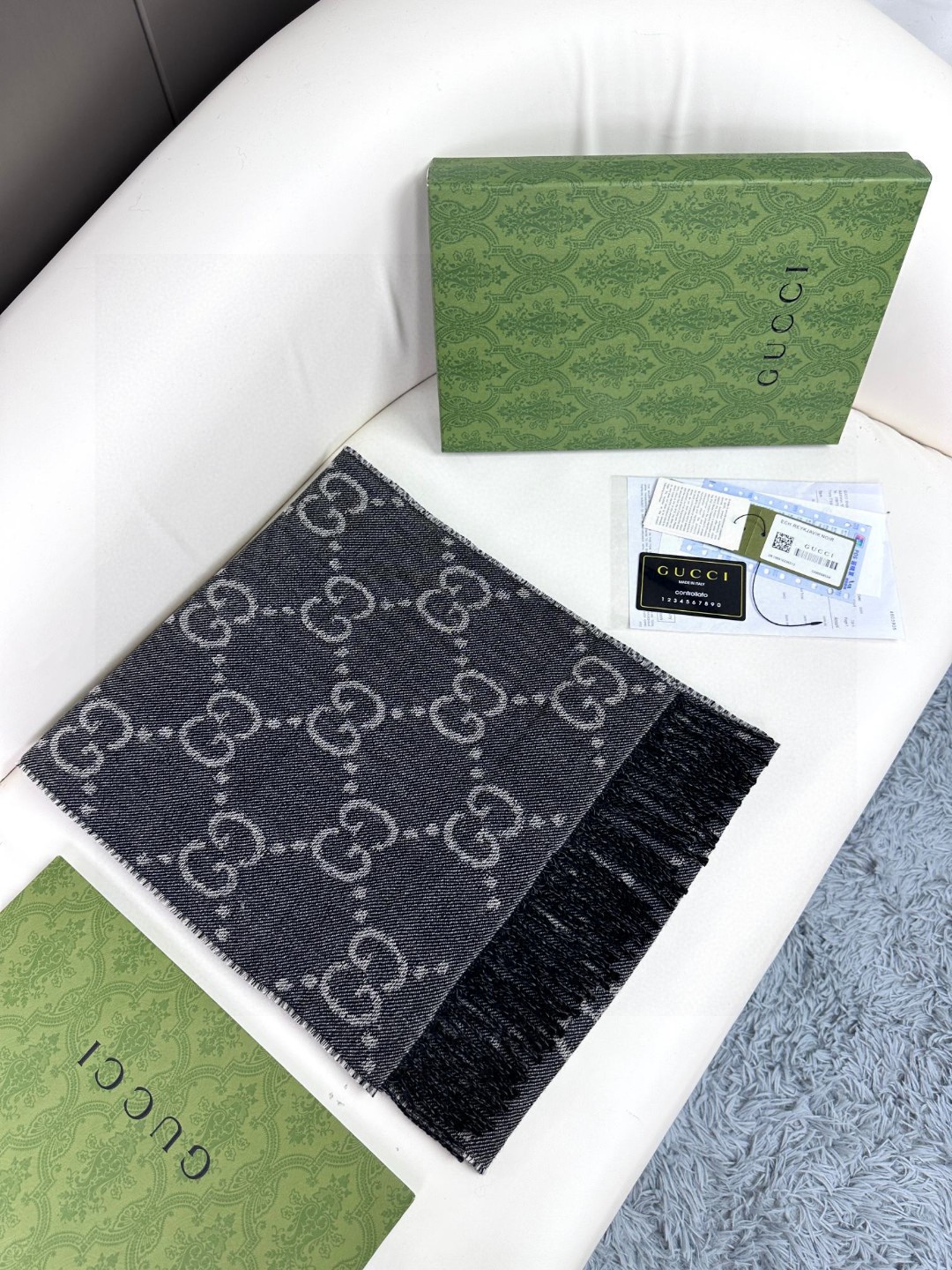 高版本！Gucci【双面GG提花】流苏长巾‼️真的超级好看啊~就喜欢这种GG腔调！柔软提花羊毛围巾正反两