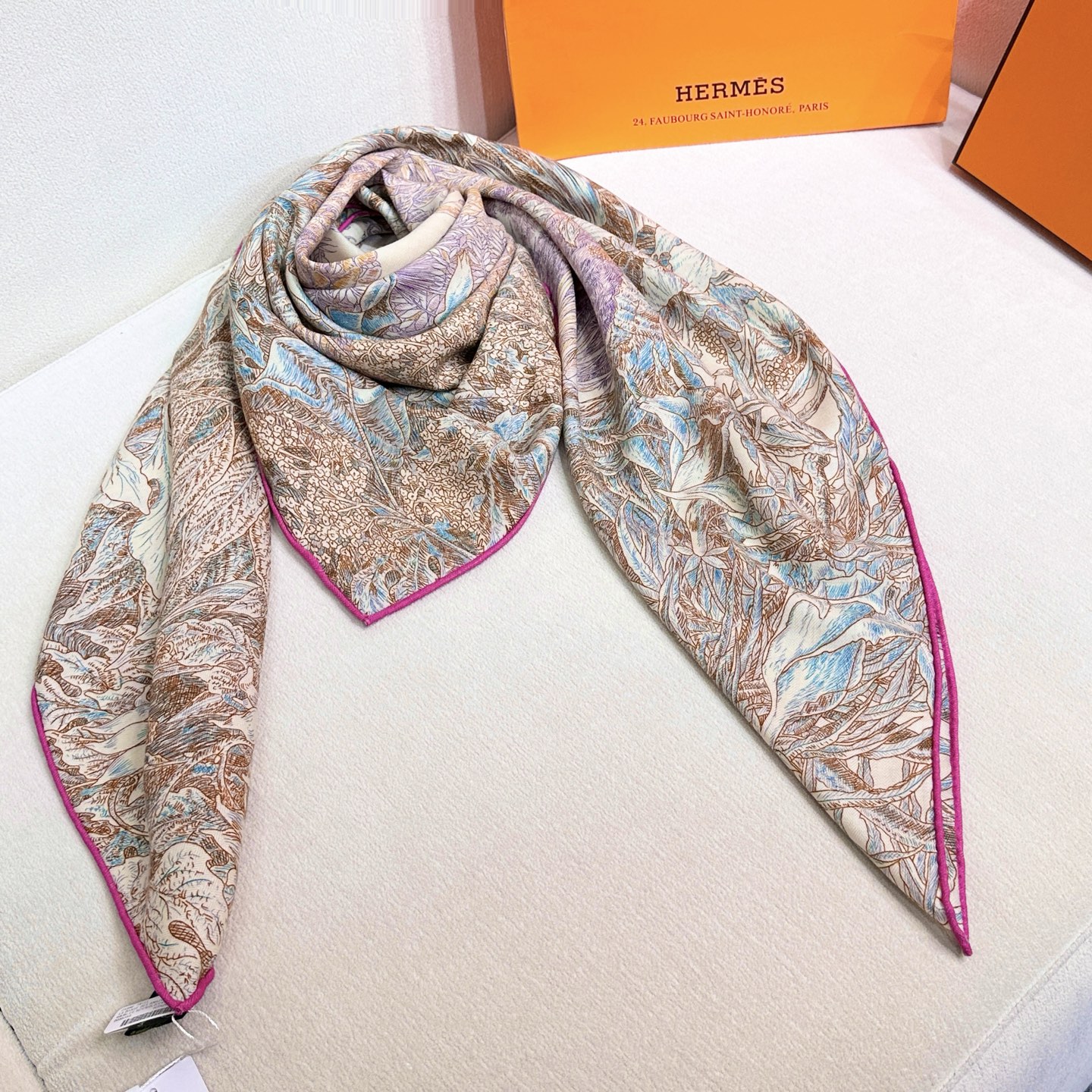 【双面同色 丝毛款】羊绒新款 买了都说好看‼️推荐💕【巴勒莫植物园 140】羊绒方巾‼️H家ZG爆款🎁💟