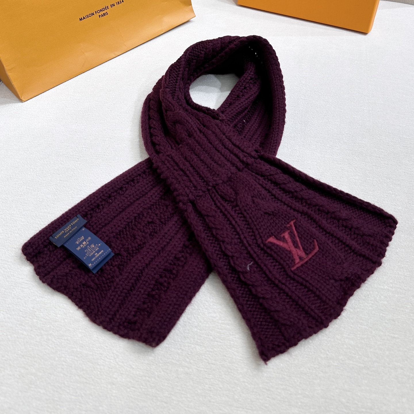 ❤️上新！LV永不冻结围脖 135*20cm 100%羊毛 Never Freeze 围巾选用柔暖羊毛 