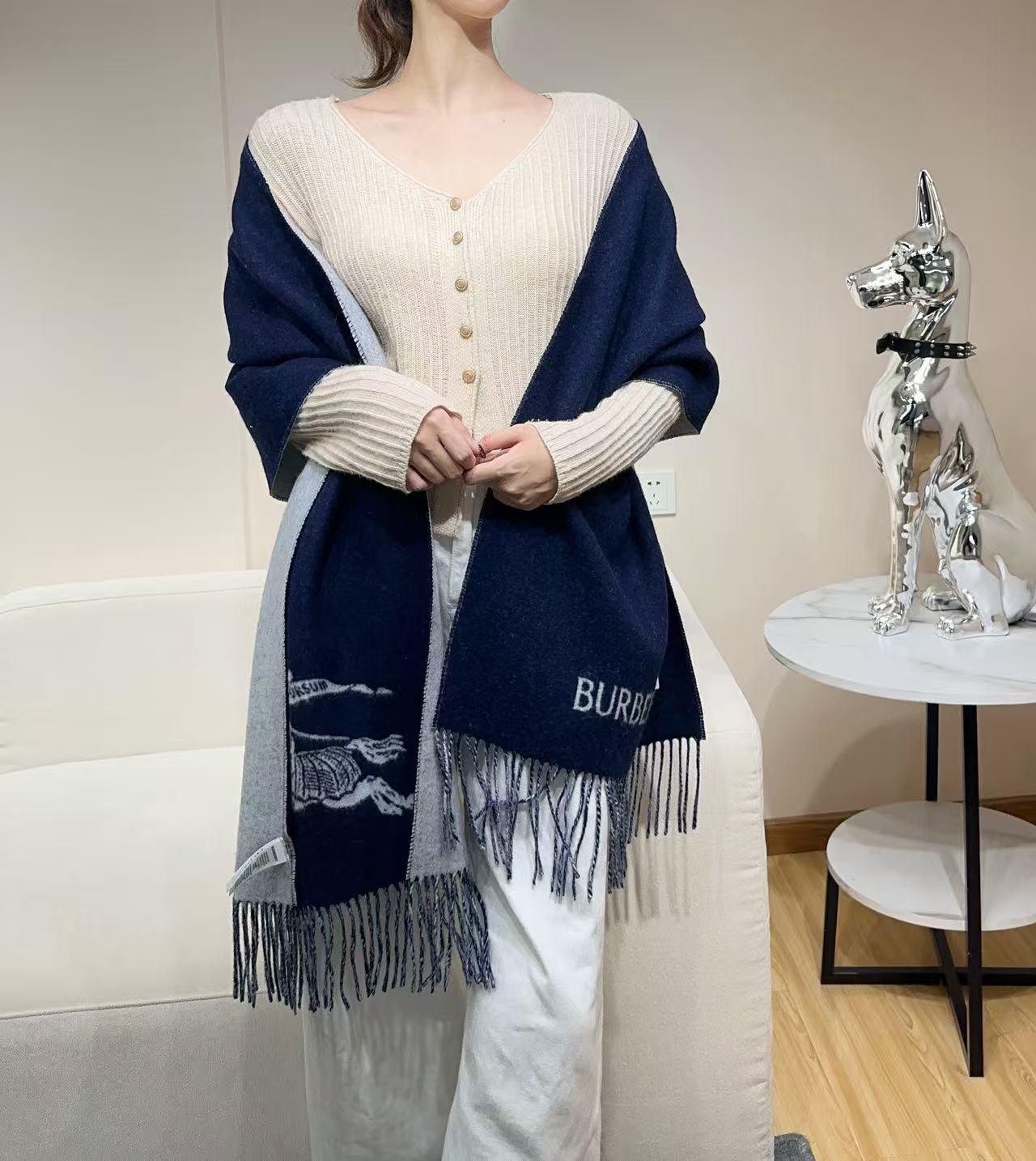 ❤️上新！高品质！Burberry · 巴宝莉新款双面羊绒围巾‼️今年的B家真的是高端Level，重磅极
