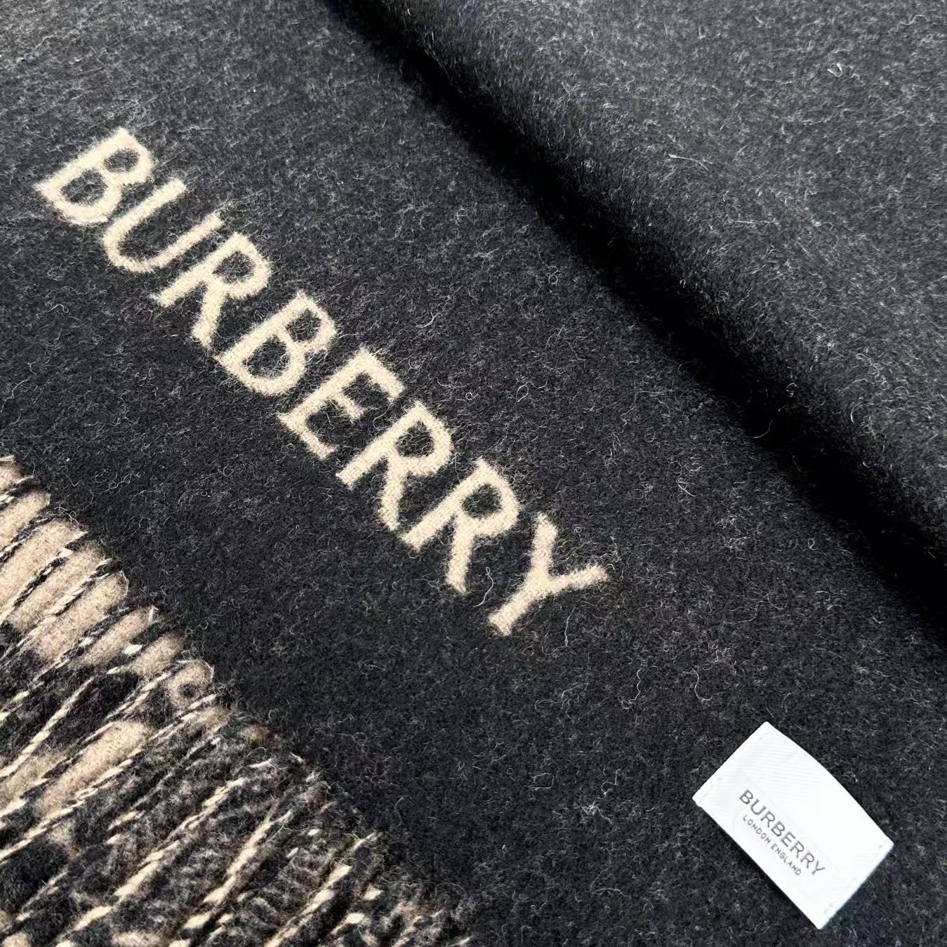 ❤️上新！高品质！Burberry · 巴宝莉新款双面羊绒围巾‼️今年的B家真的是高端Level，重磅极
