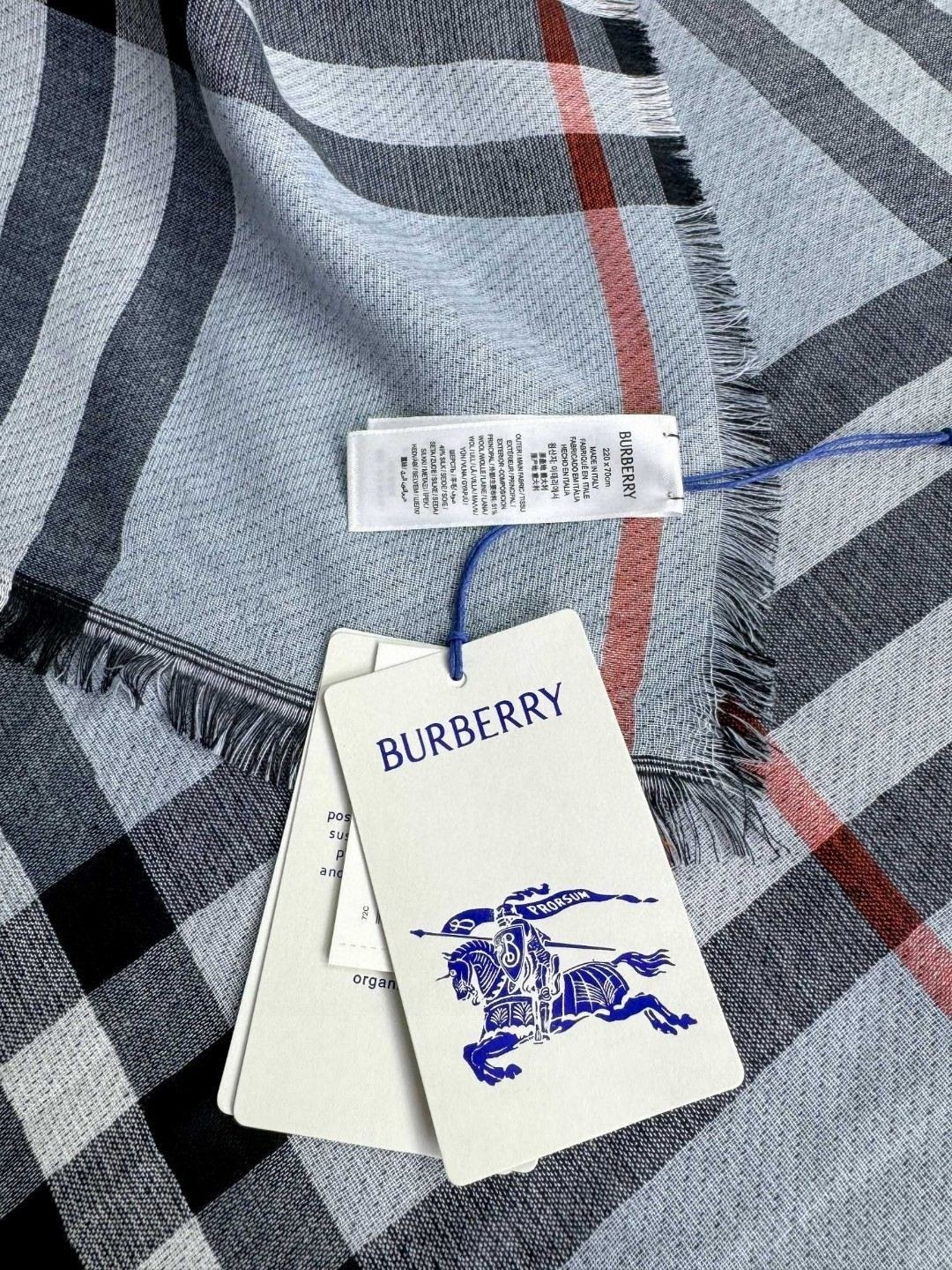 ✨BURBERRY家经典格！🌾最值得入超值版，老友闭眼入！一条围巾两条的快乐！！！经典格，经典配色，这个