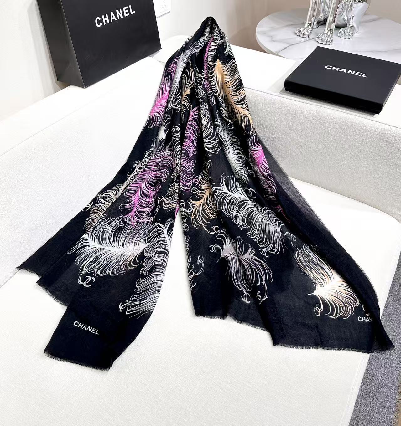 上新🌈 原版品质～～ 香奶奶专柜款～就是告诉大家这款必须收～🆕❤️ 新款长羊绒😍专柜同步🌈✨这个size