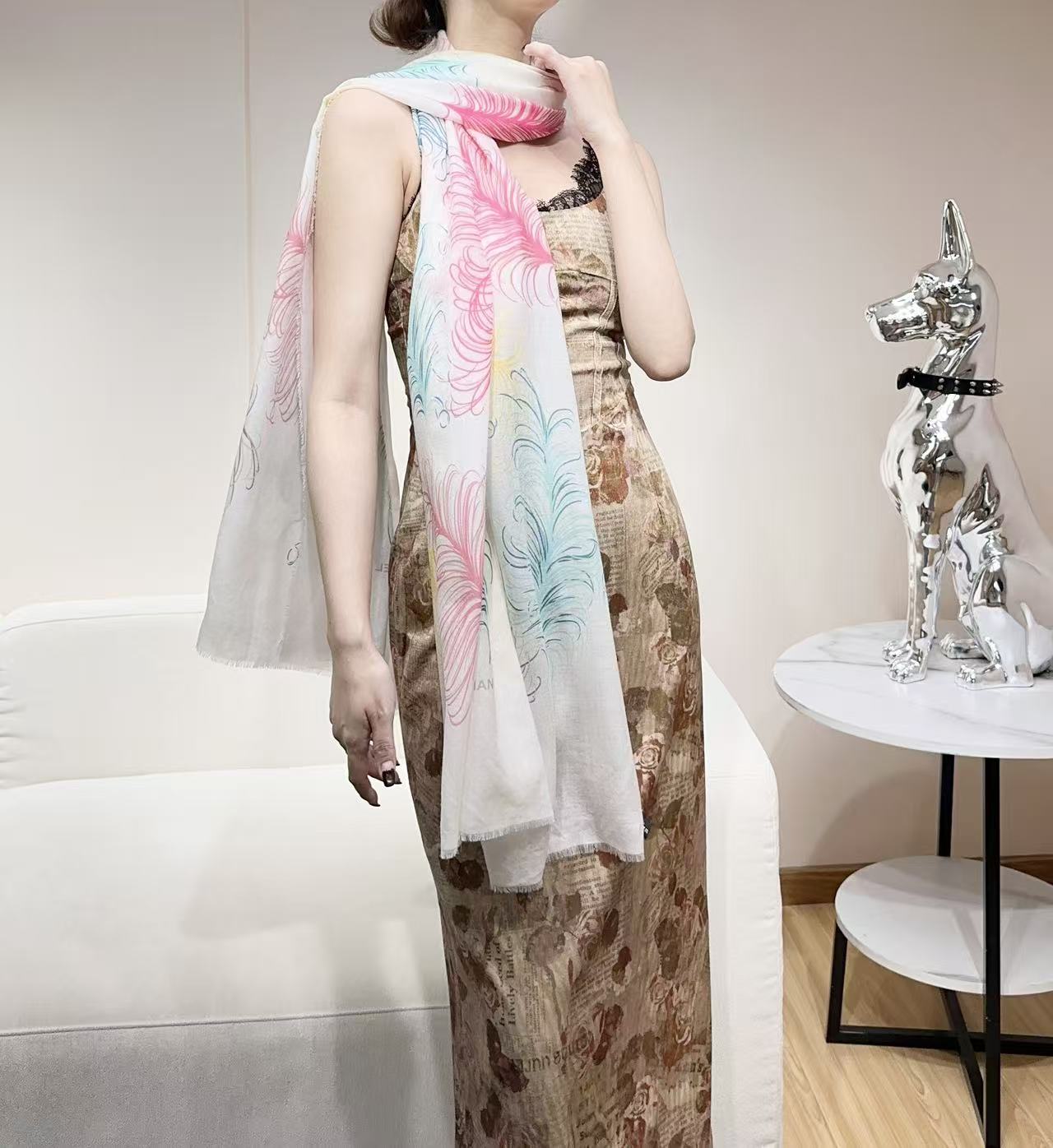 上新🌈 原版品质～～ 香奶奶专柜款～就是告诉大家这款必须收～🆕❤️ 新款长羊绒😍专柜同步🌈✨这个size