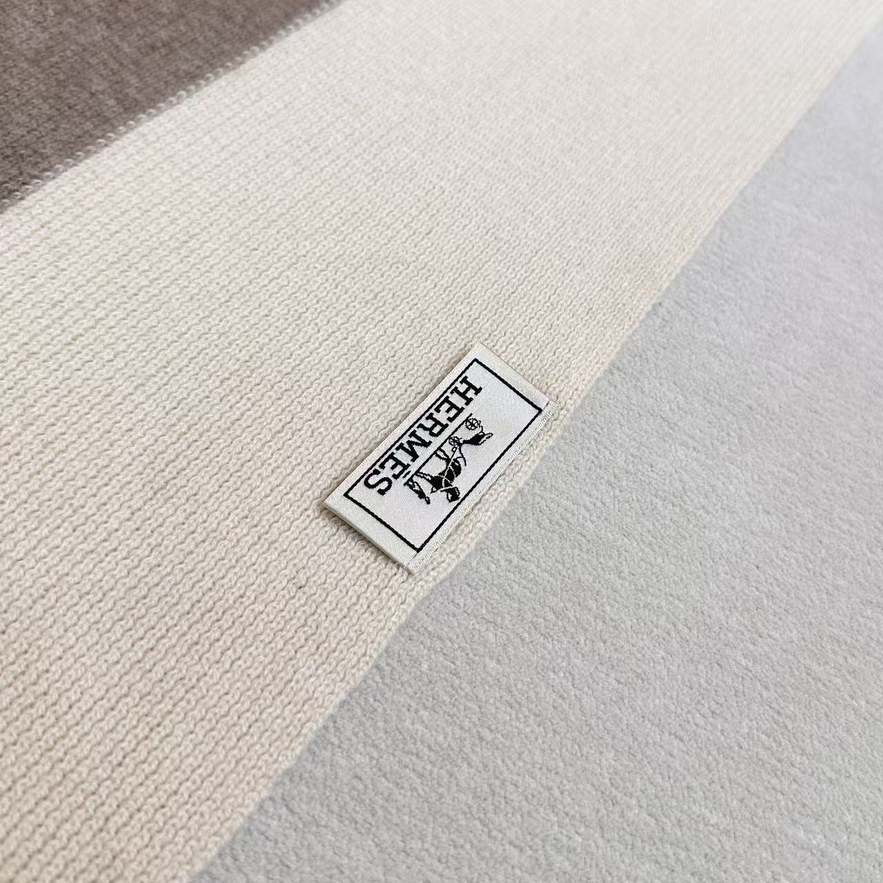 上新！男女同款，百分百纯羊绒 Hermes（爱马仕）同步专柜，高端羊绒针织围巾！】可正式，可随意，非常C