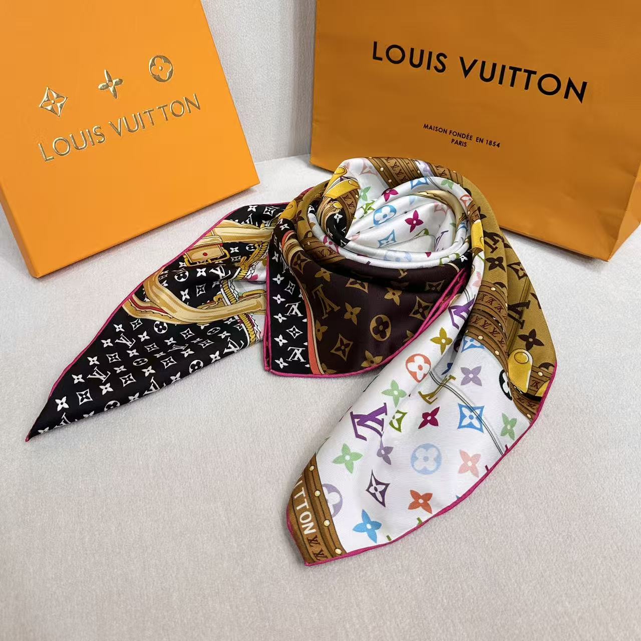 Gafas LV X TM MONOGRAMA — photo 4