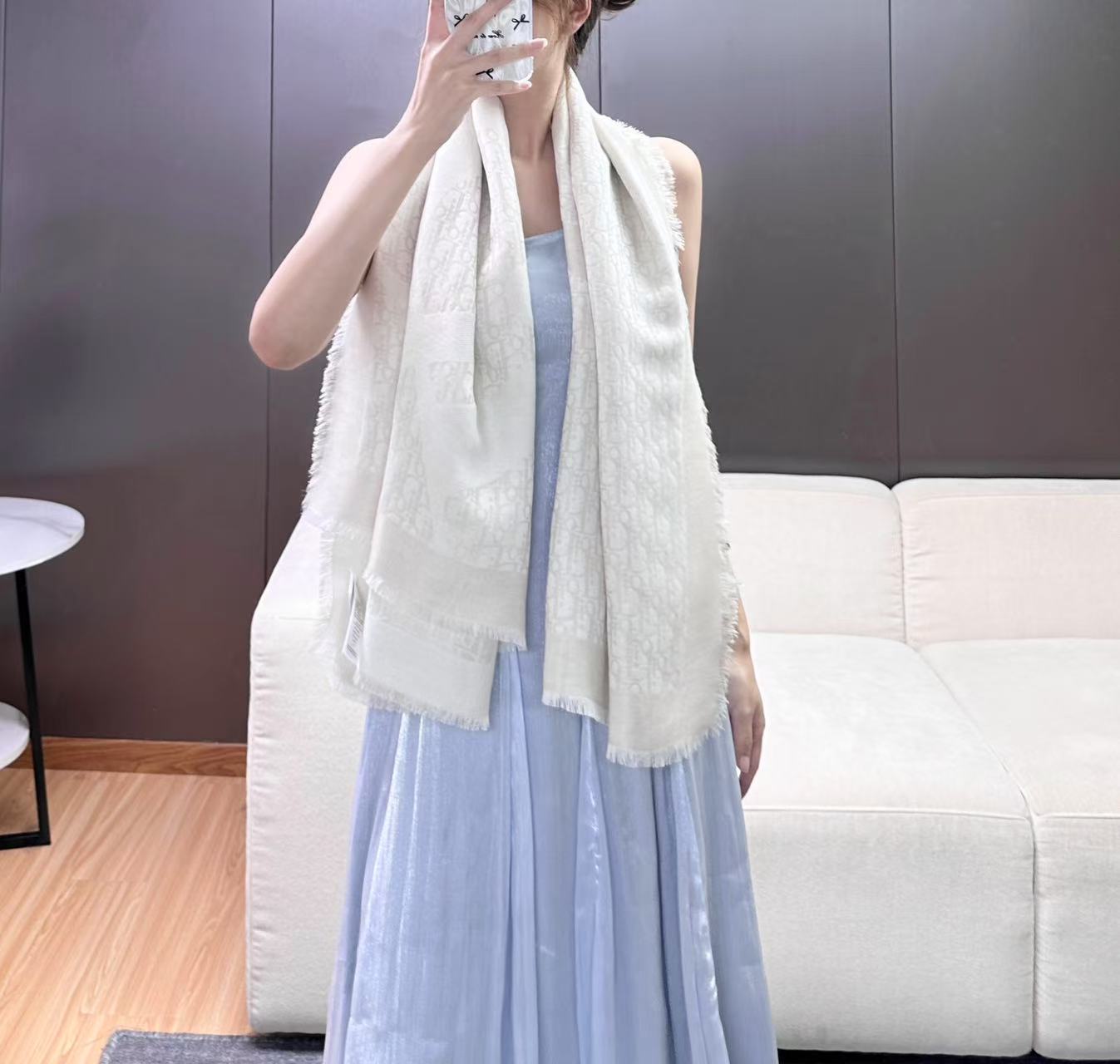 ❤26年秋冬新款Dior Infini 印花披肩(官方款) 尺寸:标准140cm×140cm大方巾披肩Dior Infi ❤26年秋冬新款Dior Infini 印花披肩(官方款) 尺寸:标准140cm×140cm大方巾披肩Dior Infi