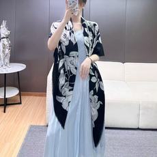 ❤26年秋冬新款上新🌈 原版品质~~ 香奶奶专柜款~就是告诉大家这款必须收~🆕❤️ 新款方羊绒😍专柜同步🌈✨这个size ❤26年秋冬新款上新🌈 原版品质~~ 香奶奶专柜款~就是告诉大家这款必须收~🆕❤️ 新款方羊绒😍专柜同步🌈✨这个size