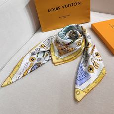 🆕 上新❤️LV Tool Box 桑蚕丝方巾以多种工具和部件图案致意品牌制箱传承,再令Monogram 行李牌、 🆕 上新❤️LV Tool Box 桑蚕丝方巾以多种工具和部件图案致意品牌制箱传承,再令Monogram 行李牌、