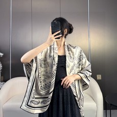2024年专柜同步 Hermes【双面同色 顶级丝绒方巾140推荐💕顶级工艺超值‼️爱马仕专柜爆款🎁🎁羊绒方巾💟立体呈现 2024年专柜同步 Hermes【双面同色 顶级丝绒方巾140推荐💕顶级工艺超值‼️爱马仕专柜爆款🎁🎁羊绒方巾💟立体呈现