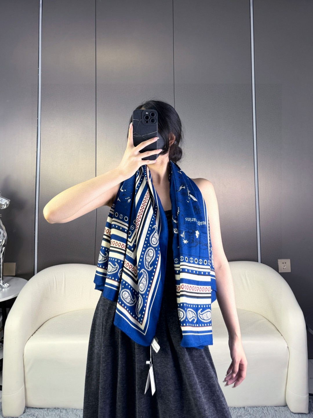 2024年专柜同步 Hermes【双面同色 顶级丝绒方巾140推荐💕顶级工艺超值‼️爱马仕专柜爆款🎁🎁羊绒方巾💟立体呈现 2024年专柜同步 Hermes【双面同色 顶级丝绒方巾140推荐💕顶级工艺超值‼️爱马仕专柜爆款🎁🎁羊绒方巾💟立体呈现