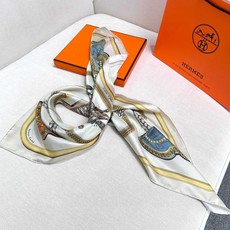 Hermes VIP限定款~~ 超级好看的配色 米金色系一直以来都是高贵的感觉 搭配爱马仕经典图案系列 真的非常出彩 只 Hermes VIP限定款~~ 超级好看的配色 米金色系一直以来都是高贵的感觉 搭配爱马仕经典图案系列 真的非常出彩 只