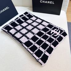 新款Chanel · 香奈儿难得一见的针织单品,温柔配色,超级迷恋❗️气质低调恬静又不失优雅❗️】重点推荐❗️一秒心动啊 新款Chanel · 香奈儿难得一见的针织单品,温柔配色,超级迷恋❗️气质低调恬静又不失优雅❗️】重点推荐❗️一秒心动啊