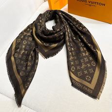 ❤专柜六色到货!LV路易威登极品硬货❗️品质极好极好的❗️经典Monogram图案风靡了全世界。是个人都见过的一款 可是 ❤专柜六色到货!LV路易威登极品硬货❗️品质极好极好的❗️经典Monogram图案风靡了全世界。是个人都见过的一款 可是