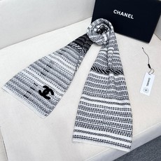 ✨【羊绒款❤️非普通混绒款】超级保暖Chanel秋冬新款!!!我能保证的是上身一定会喜欢,老友闭眼入。欢喜!!!搭配一切 ✨【羊绒款❤️非普通混绒款】超级保暖Chanel秋冬新款!!!我能保证的是上身一定会喜欢,老友闭眼入。欢喜!!!搭配一切