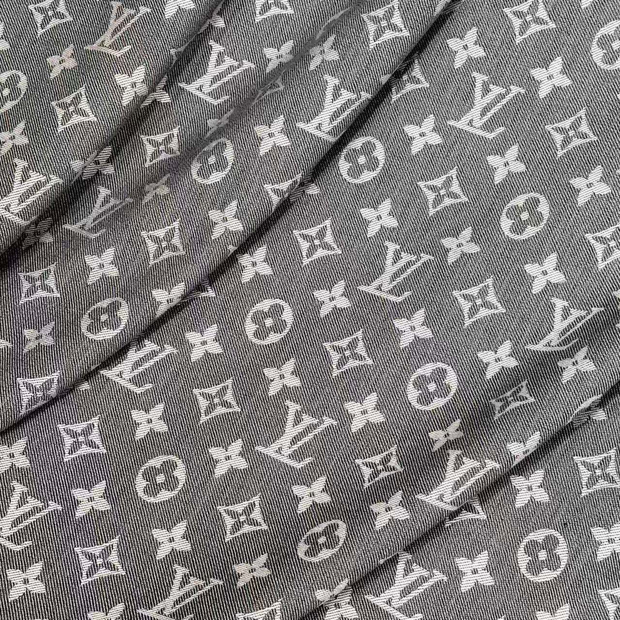 ❤🥤皇室LV路易威登极品硬货❗️品质好到几宿都不能正常入眠[流泪]可以Pk专柜的最极品的品质❗️披肩向昔日品牌广告海报采