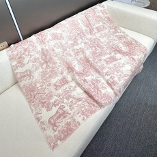 Dior新款伊如动物丛林丝羊绒围巾长款披肩!纯粹的高级和时髦感!太有品味了!!】好看死了,质感有腔调!!Dior招牌的动 Dior新款伊如动物丛林丝羊绒围巾长款披肩!纯粹的高级和时髦感!太有品味了!!】好看死了,质感有腔调!!Dior招牌的动