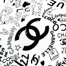 撒狗粮系列!!Love,真情永在! 🖤一条印有chanel小姐的爱物与品牌的字母Logo交织图案巧妙搭配,爱藏于深处,尽 撒狗粮系列!!Love,真情永在! 🖤一条印有chanel小姐的爱物与品牌的字母Logo交织图案巧妙搭配,爱藏于深处,尽