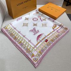 FROM THE CLOUD 90双面真丝方巾 From The Cloud 方巾取材柔软桑蚕丝,于Monogram 印 FROM THE CLOUD 90双面真丝方巾 From The Cloud 方巾取材柔软桑蚕丝,于Monogram 印