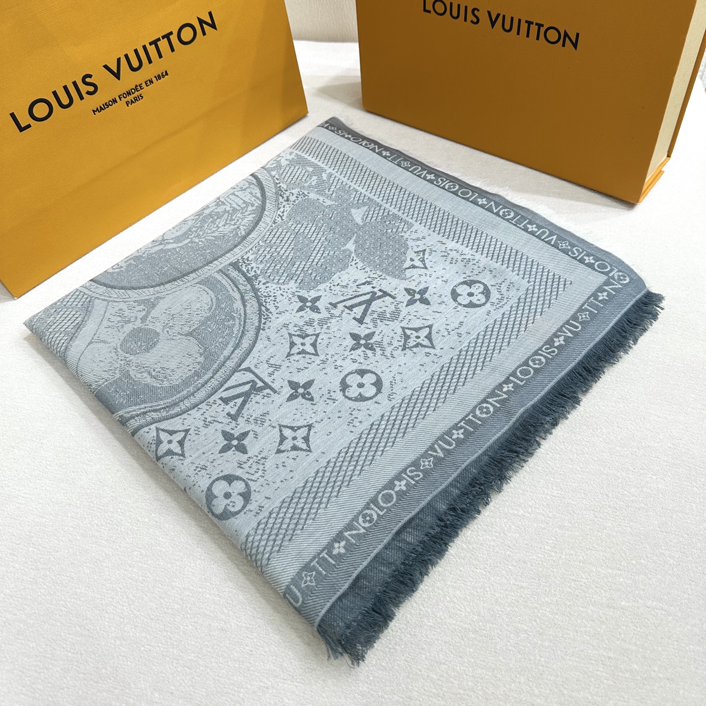 皇室LV路易威登极品硬货❗️品质好到几宿都不能正常入眠[流泪]可以Pk专柜的最极品的品质❗️ Malles Mervei