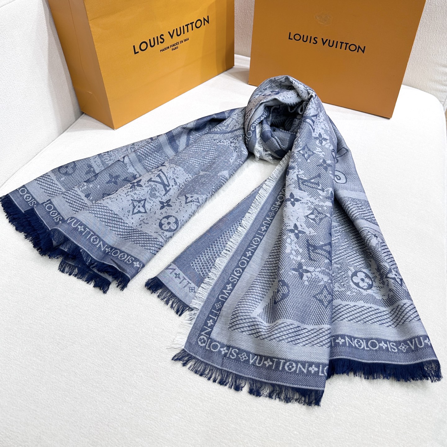 皇室LV路易威登极品硬货❗️品质好到几宿都不能正常入眠[流泪]可以Pk专柜的最极品的品质❗️ Malles Mervei